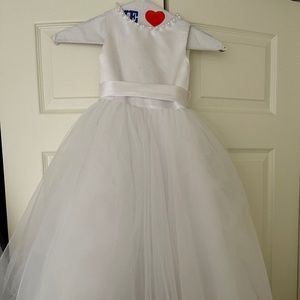 Pearl trimmed flower girl dress  size 5